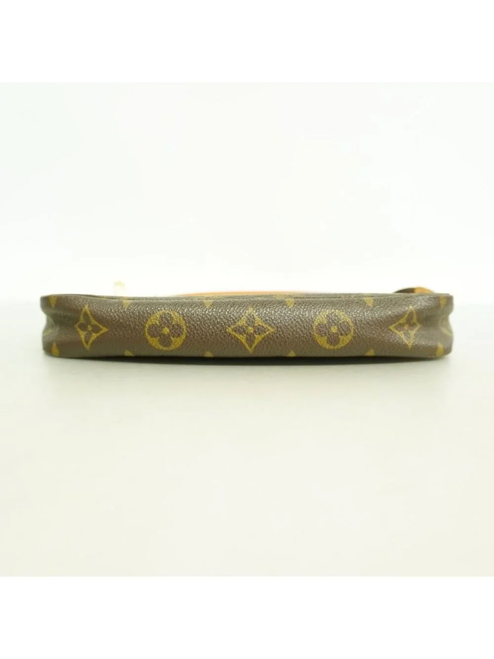Louis Vuitton 57 pochette leather